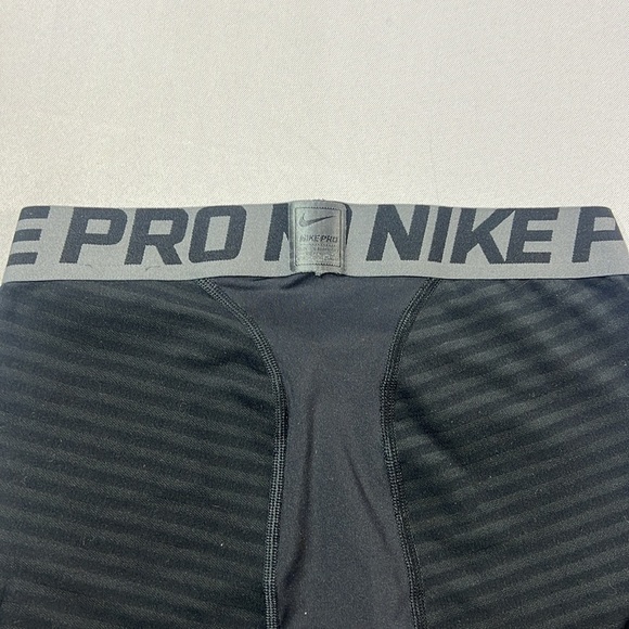 Men’s Nike Pro XL - Picture 5 of 10